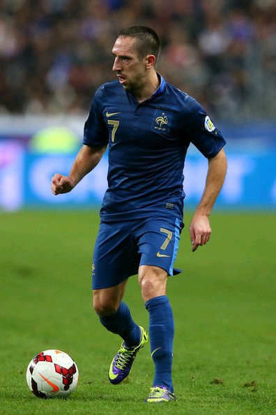  p>弗兰克·里贝里(franck ribéry),1983年4月7日出生于法国 a