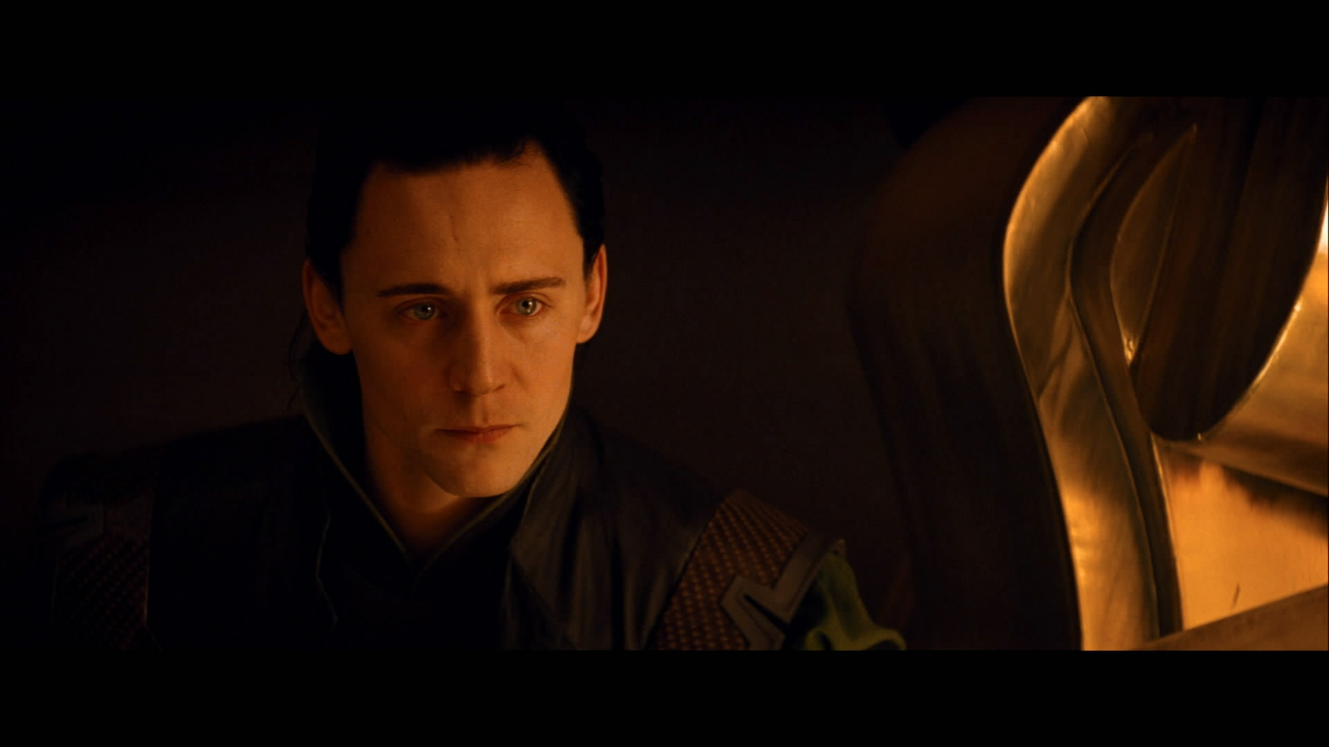  p>汤姆·希德勒斯顿 i>(tom hiddleston) /i>,全名托马斯·威廉