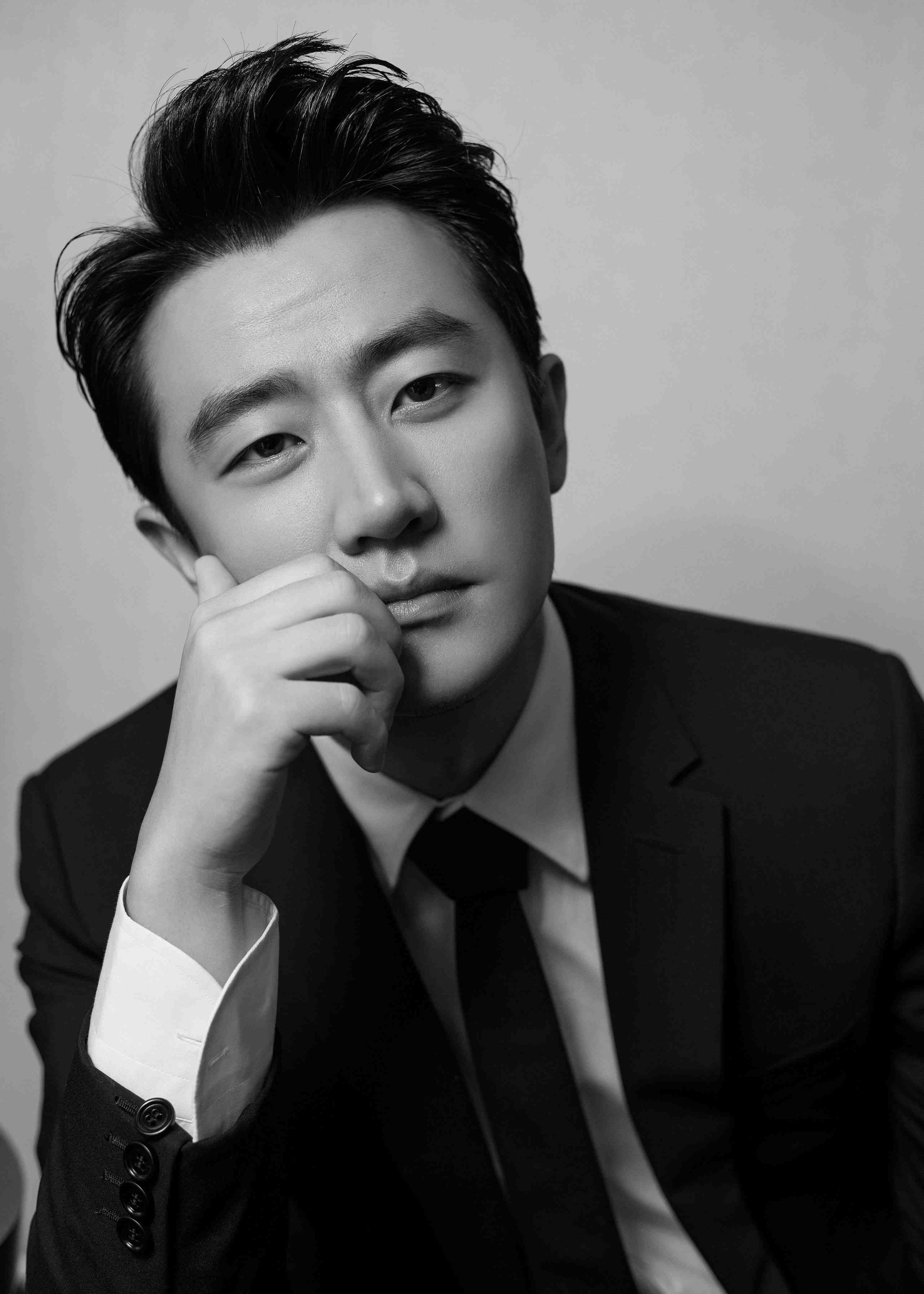  p>黄轩,1985年3月3日出生于甘肃省兰州市,中国内地影视男演员,毕业于