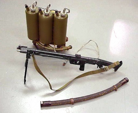 前苏联lpo—50式喷火器