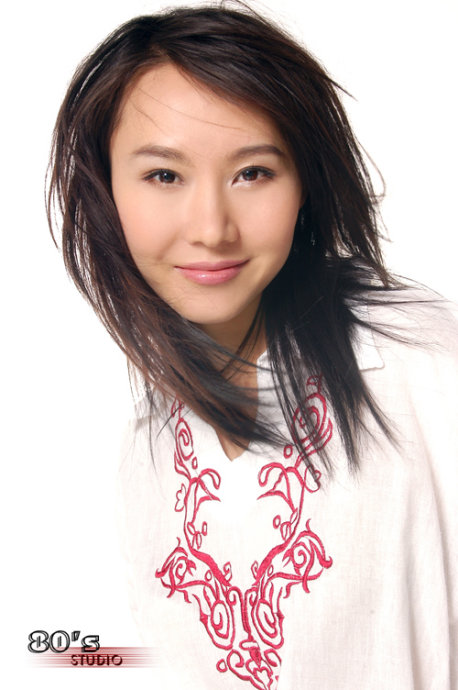  p>张宝雯,1985年7月2日出生于重庆市,中国内地女演员.