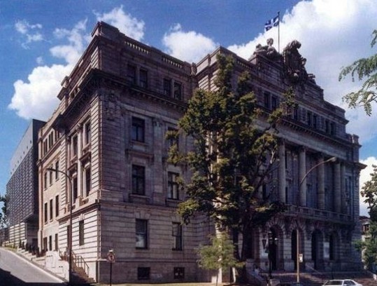  p>百年理工学院(英语:centennial college)是加拿大安大略省历史最