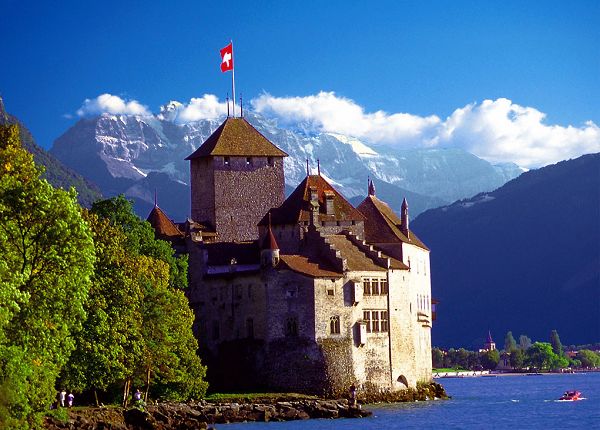 131482">瑞士 /a> a target="_blank" href="/item/伯尔尼州/2133703"