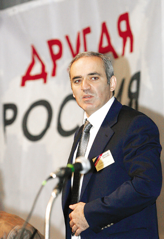  p>加里·卡斯帕罗夫,全名加里·基莫维奇·卡斯帕罗夫(Гарри К