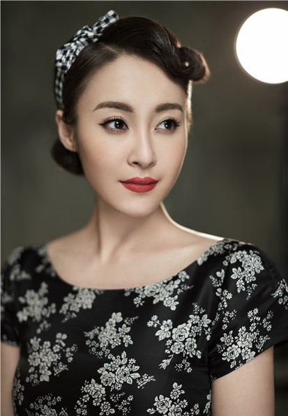 王妍