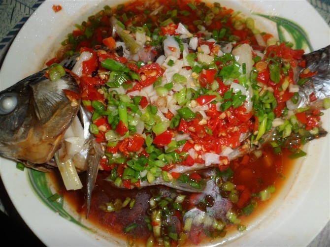 剁椒蒸非洲鲫鱼