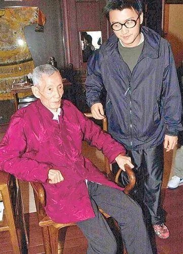 香港最神秘的一群人：让刘德华梁朝伟跪拜，李嘉诚何鸿燊推崇_百科TA说