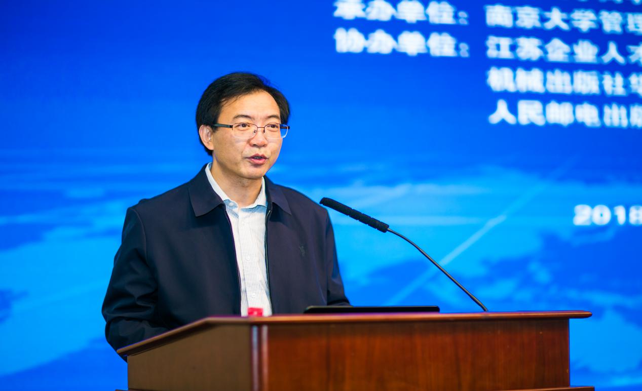  p data-id="gnwh5r3sa4">谈哲敏,1965年1月出生于江苏省无锡市宜兴市