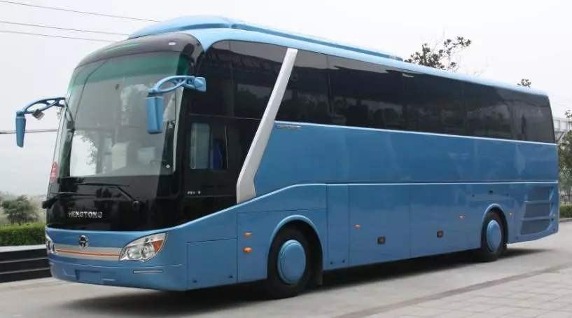  p>大型客车是指车长大于6米的载客汽车,大型客车的运距多达数百公里