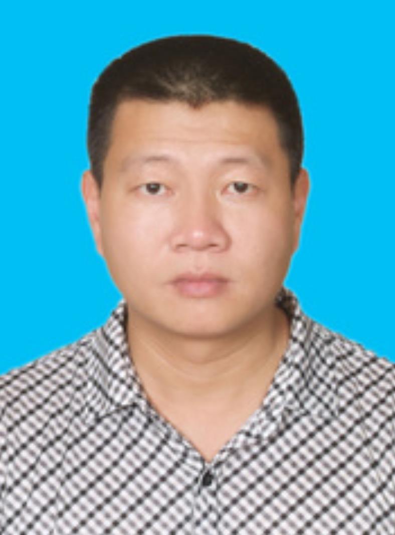  p>方锦洲,男,汉族,福建云霄人,1973年5月出生,中共党员,福建林学院林
