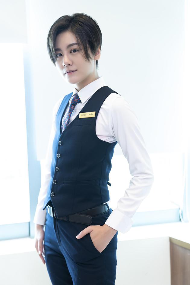 年11月7日出生于中国 a target="_blank" href="/item/台湾省/761219"