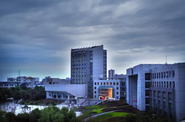 西南石油大学图书馆