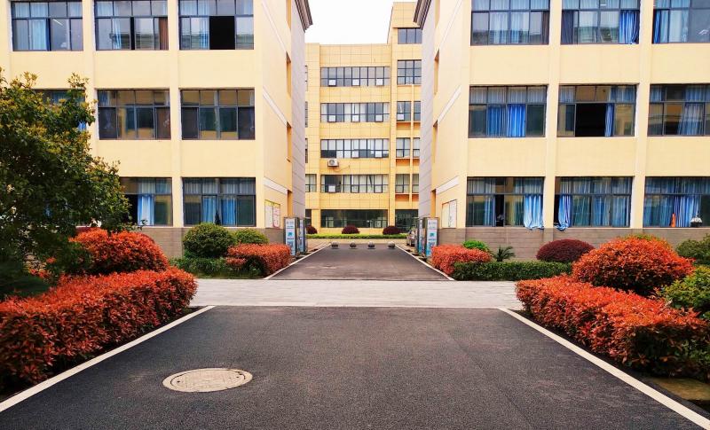平江职业技术学校