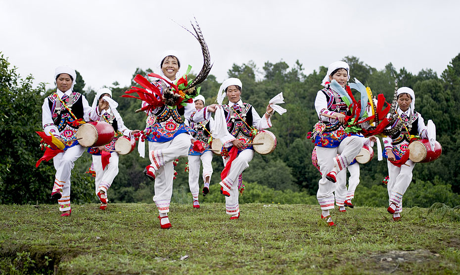 彝族花鼓舞