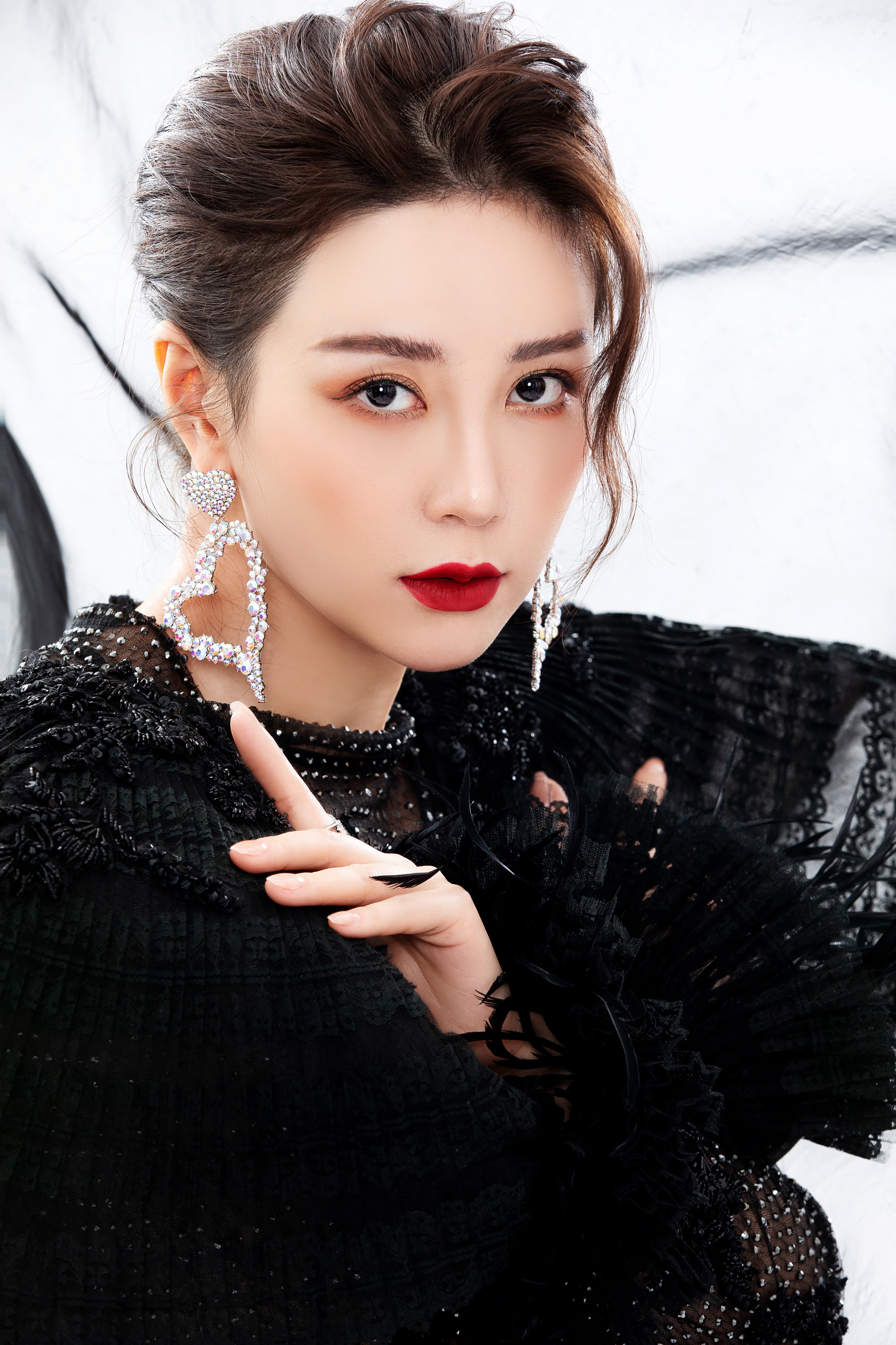 class="ref" data-ctrid="svnwombqby7s">周媛媛,中国内地青年演员