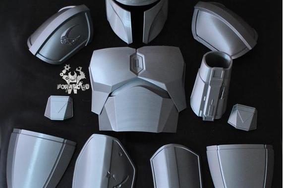  p>贝斯卡金属(beskar)也被称为曼达洛钢铁(mandalorian steel),是