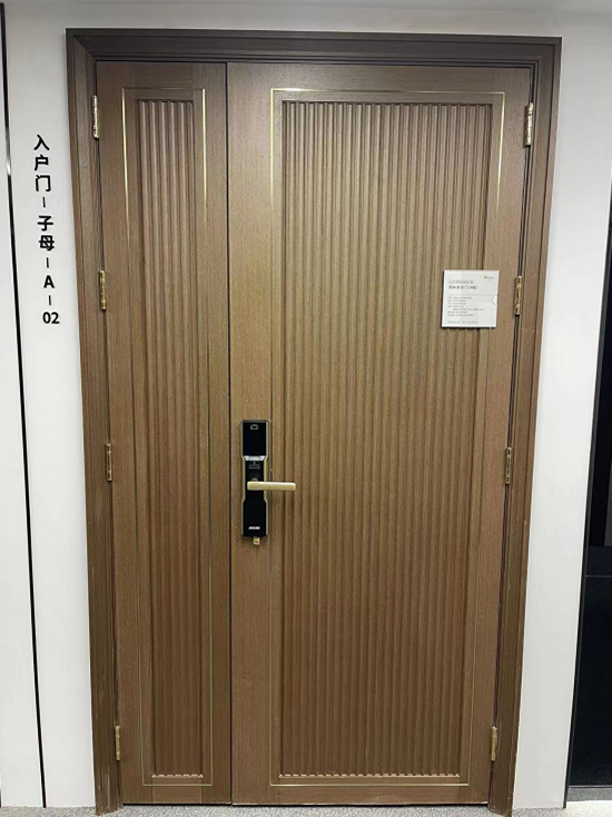  p data-id="tmbbnxi5efpi">金大是浙江金大门业有限公司旗下品牌.