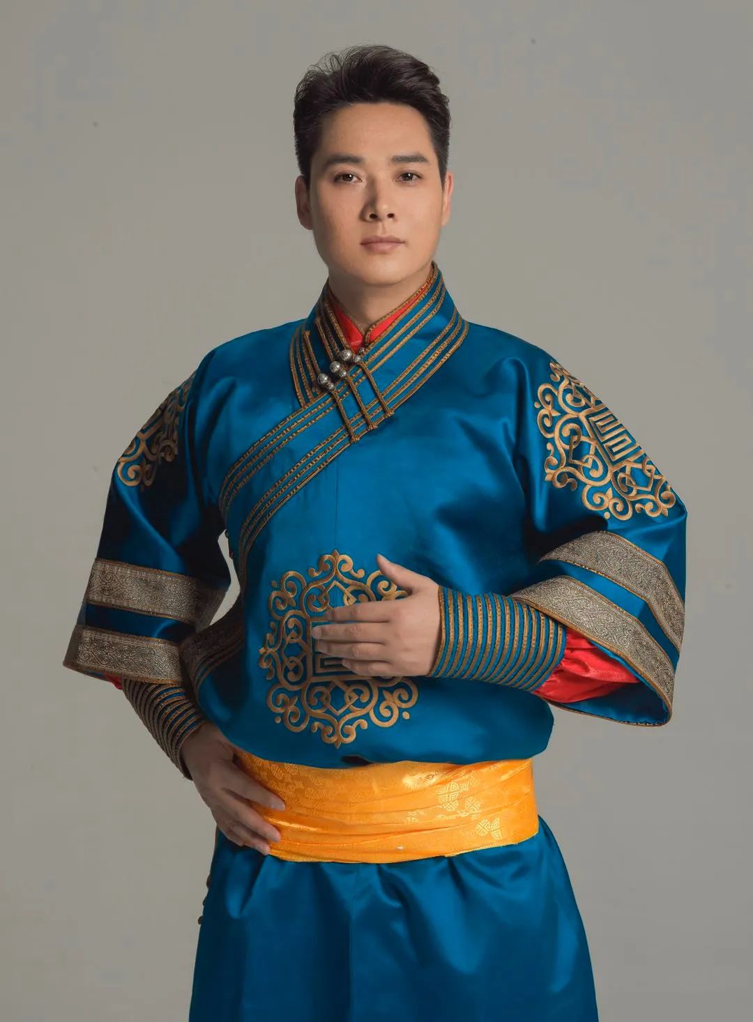 blank" href="/item/内蒙古民族艺术剧院歌舞团/55478448"