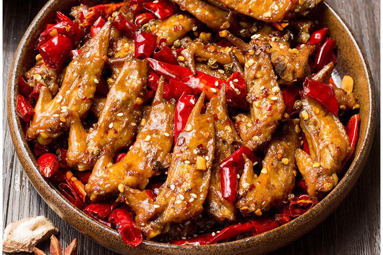 p data-id="gn7dkld5nq">麻辣翅尖是一道美食,主要食材是鸡翅尖500克