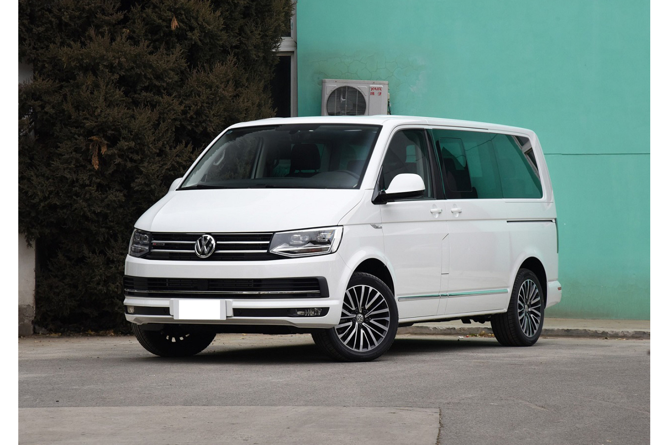  p>multivan是 a target="_blank" href="/item/大众汽车/1147500"