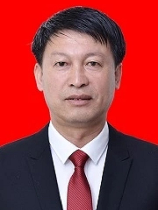  p data-id="sud4wetqwsyj">郝贤颖,男,1963年5月出生,汉族,山西应县