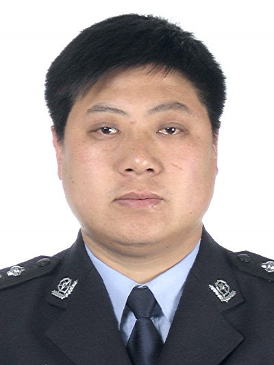 id="tp8yrvpcondl">现任山东省临沂市兰陵县公安局党委委员,副局 