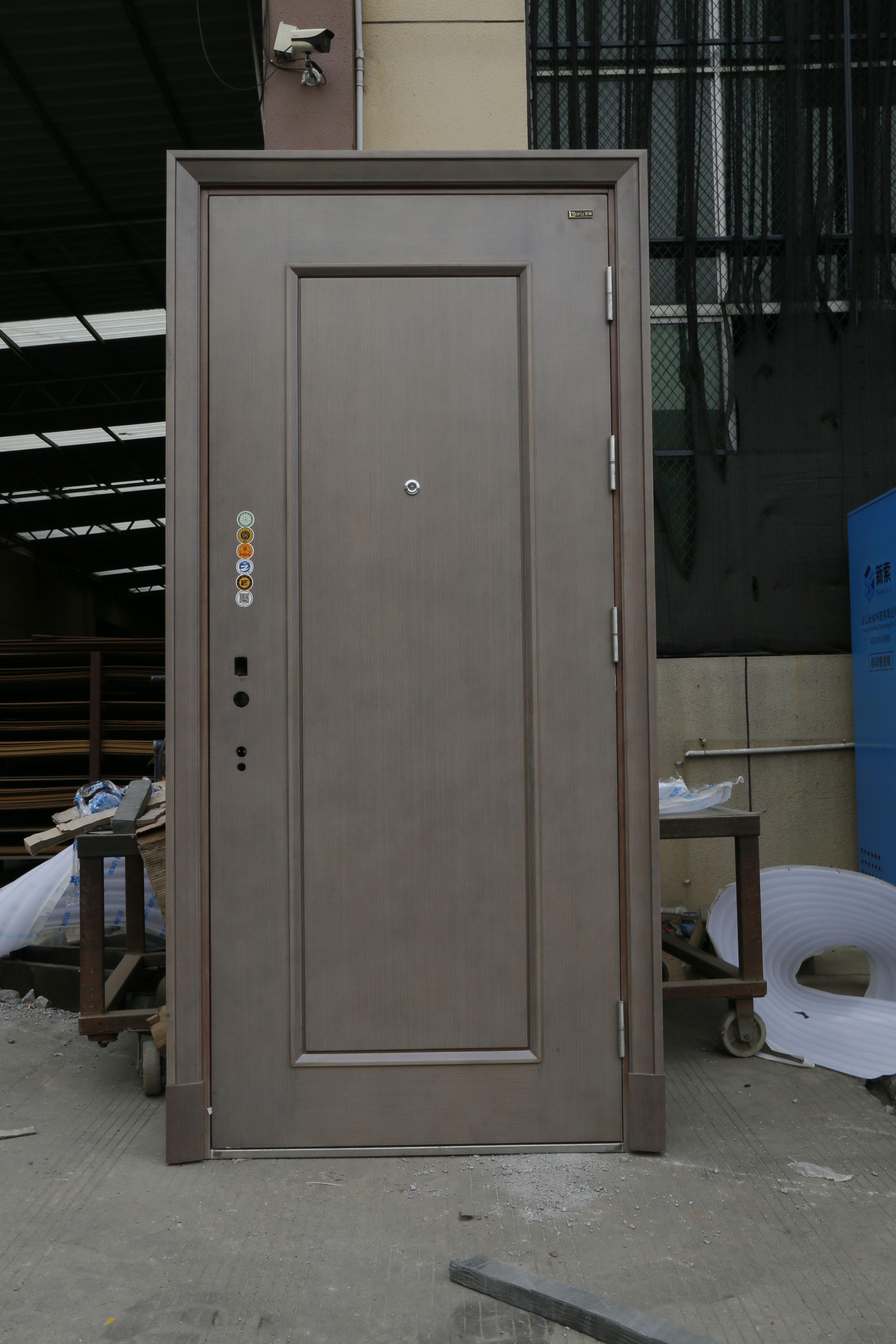  p data-id="seqszxhpu4iv">索福门业座落于浙江省永康市.