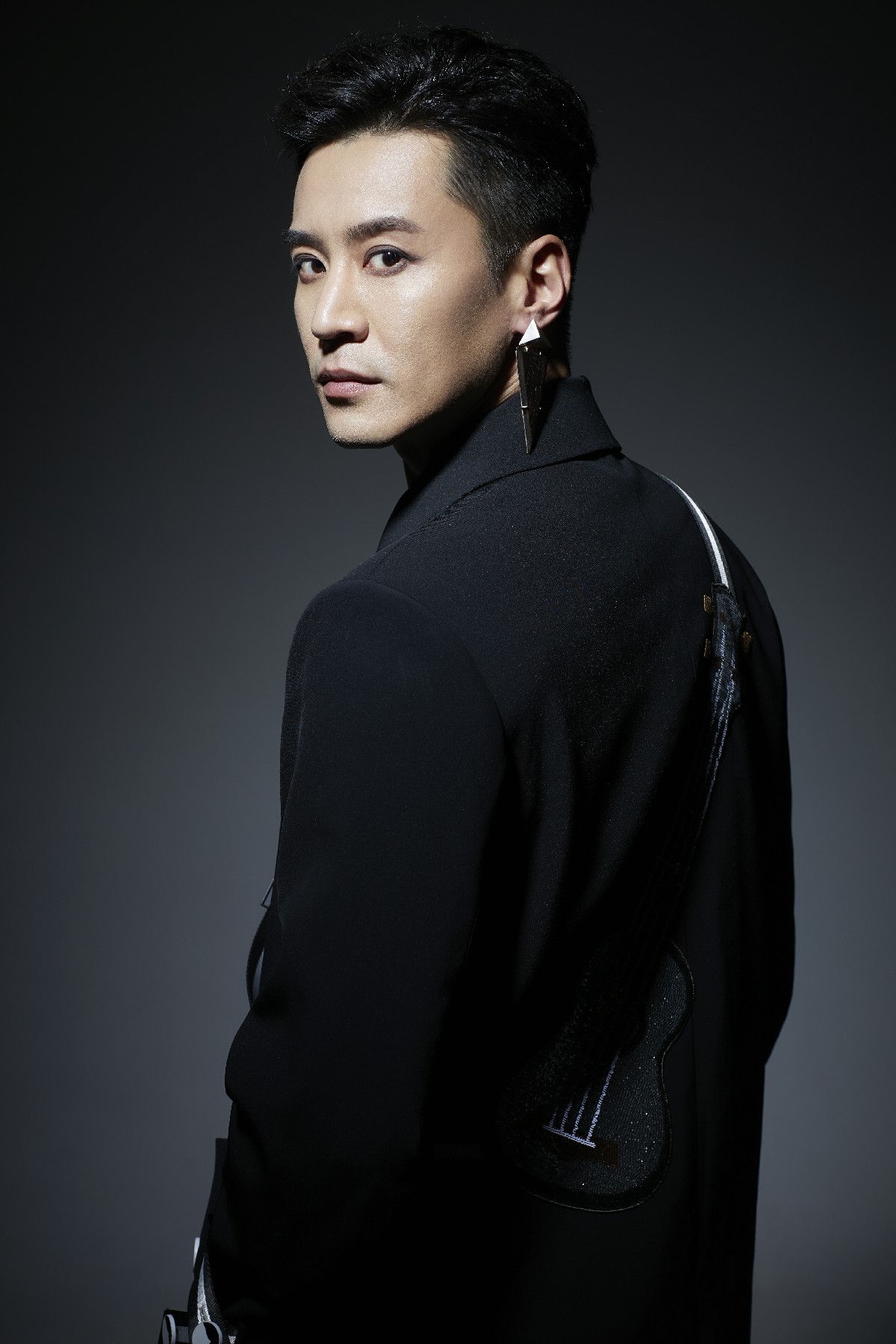 id="go0inme3hd">王璐,10月11日出生于山东烟台,中国内地影视男演员