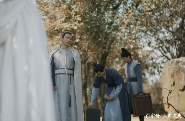 古代书生赶考时为何总要带上一位小书童？他们的作用是什么？_百科TA说