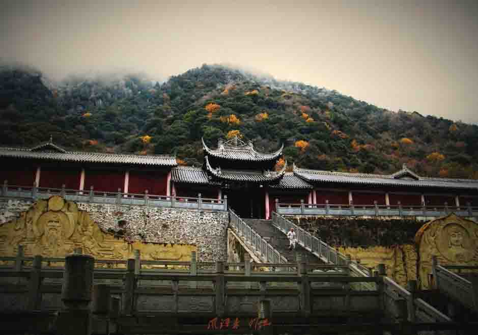  p data-id="gnwml5xs76">灵山禅寺,简称灵山寺,位于 a target="