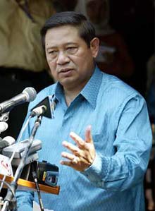 下午近4时,广西钦州市浦北县白石水镇长岭烟花炮竹厂发生爆炸事件
