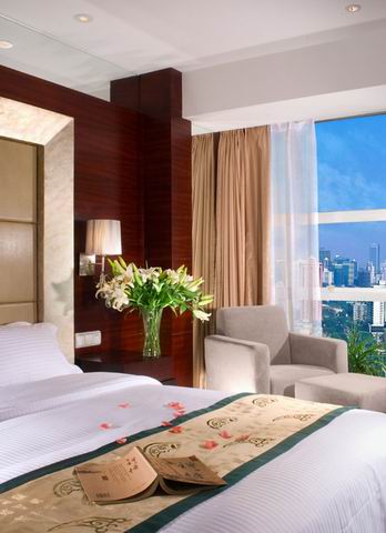  p>济南中豪大酒店有限公司是一家集餐饮,住宿,会议,娱乐于一体的四