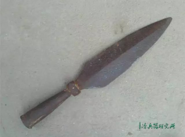 三棱军刺竟然也是自古以来？细说中国古代的三棱刺型武器_百科TA说