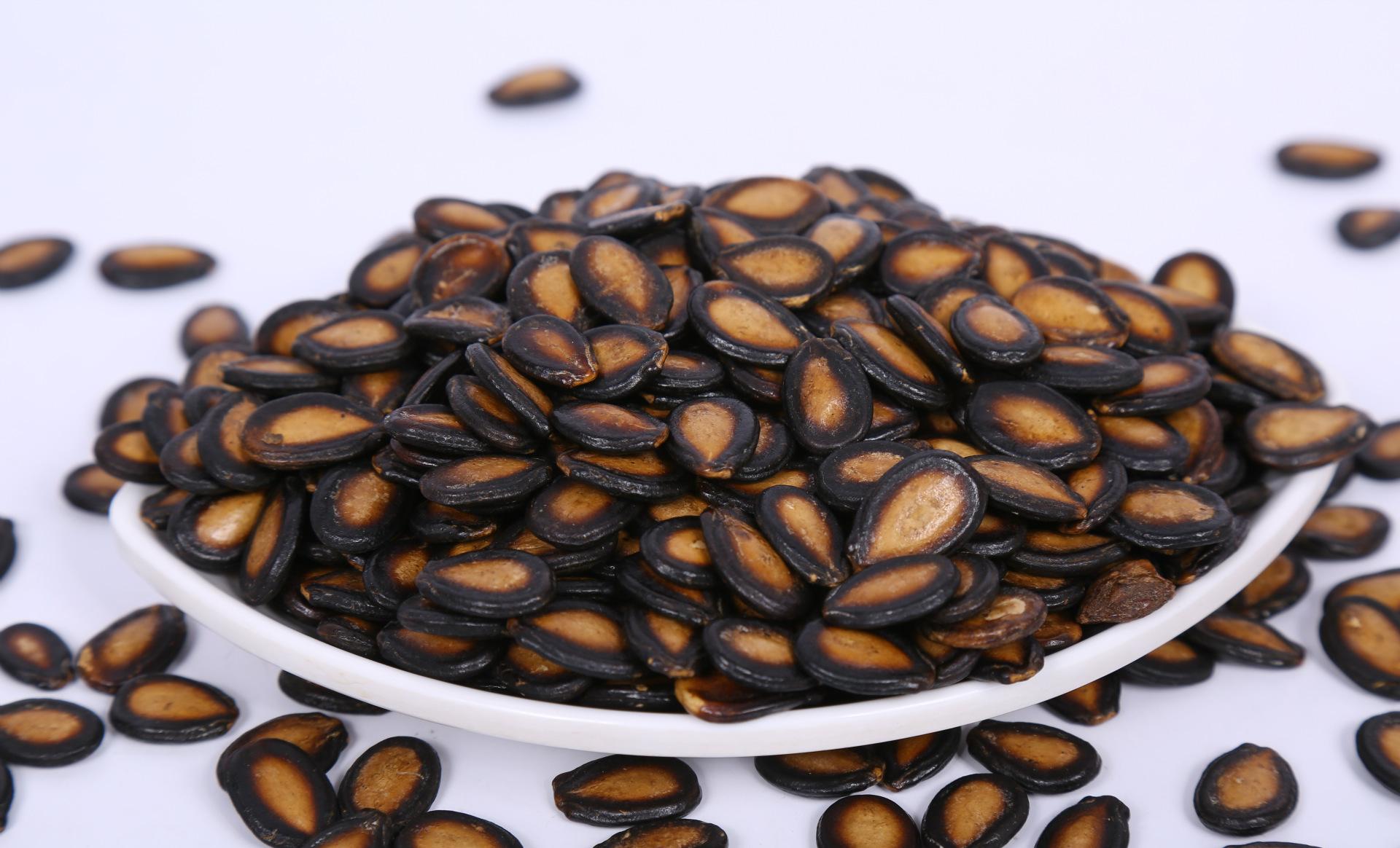  p>甘草西瓜子由原料配甘草3克,生石灰50克制作而成. /p>