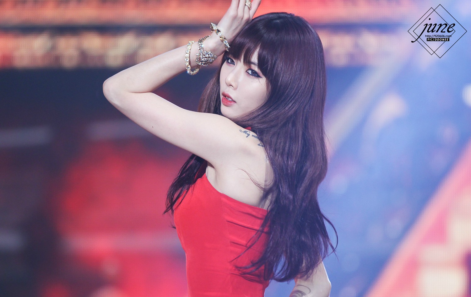  p>金泫雅(          /kim hyun a),1992年6月6日出生于韩国首尔,韩国