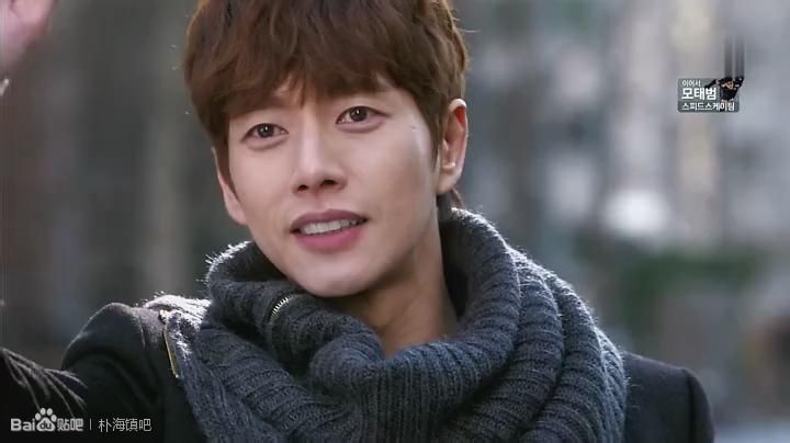 李辉京是电视剧《 a target="_blank" href="/item/来自星星的你