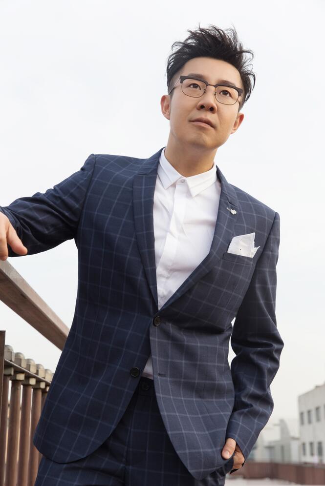  p>孙伯纶,1981年8月27日出生于哈尔滨,中国男歌手.