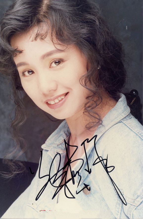 1966年3月18日出生于台湾省台南市六甲区,中国台湾流行音乐女歌手