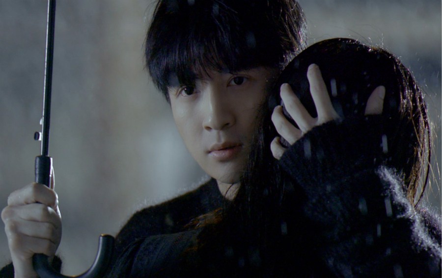  p>《绅士》是薛之谦于2015年6月5日发行的个人ep,共收录了《 a