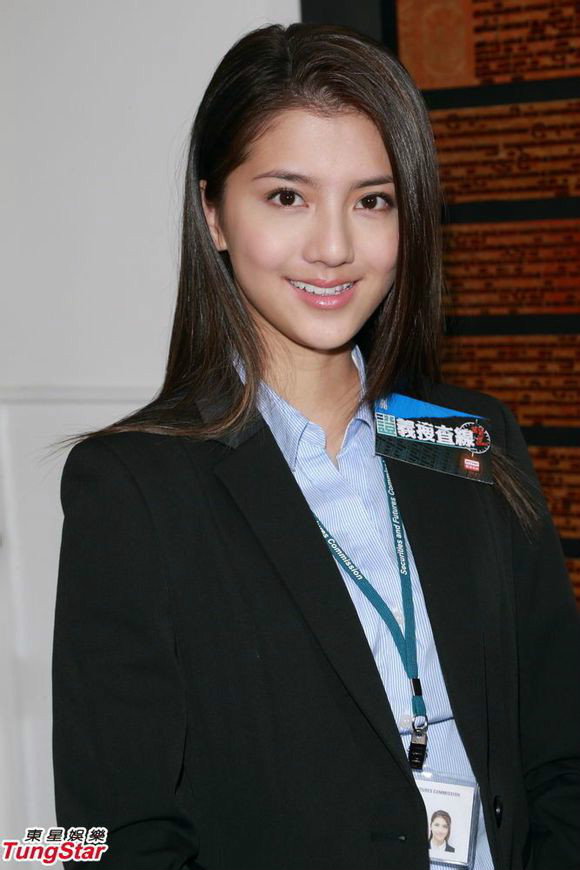  p>吴千语 i>(karena ng) /i>,1993年10月27日生于中国浙江省,1/8中法