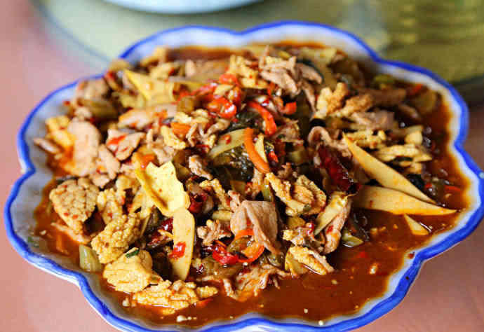 棕包炒肉