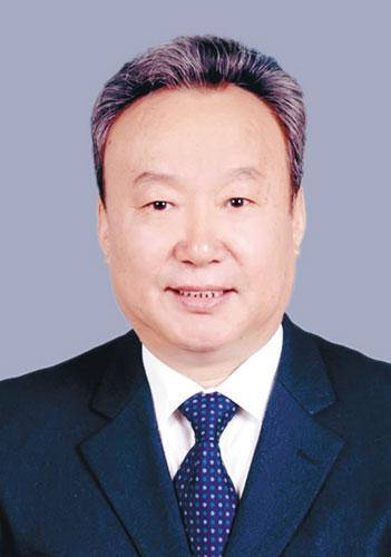  p data-id="gnbsucjdfc">李宝权,1949年2月生于辽宁省新民县,中央