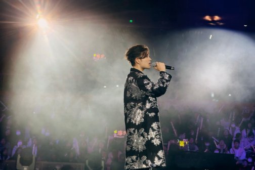 海伦（中国内地男歌手、词曲创作人、音乐人）_百度百科