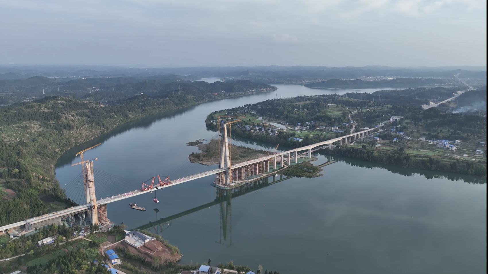 汉巴南铁路嘉陵江特大桥