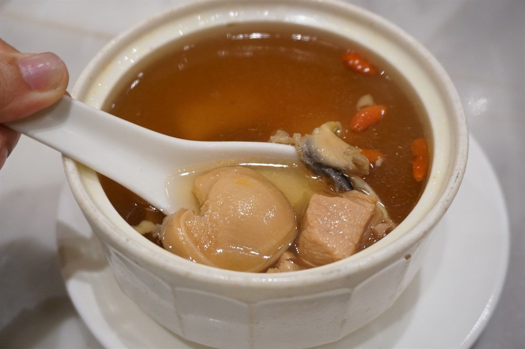 淮杞响螺煲鸡汤