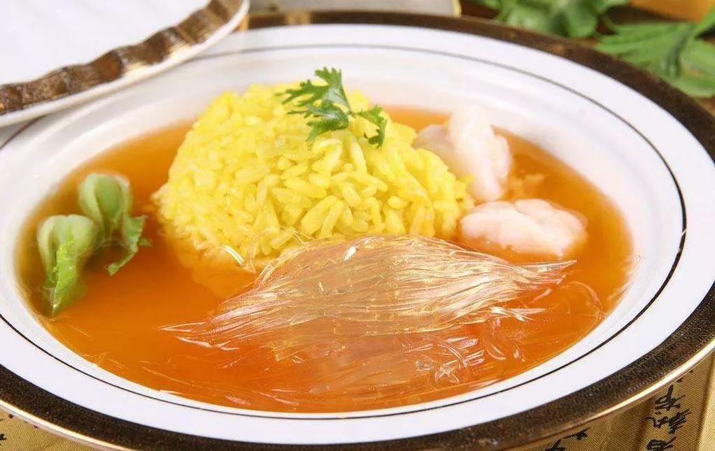 鲍汁鱼翅捞饭
