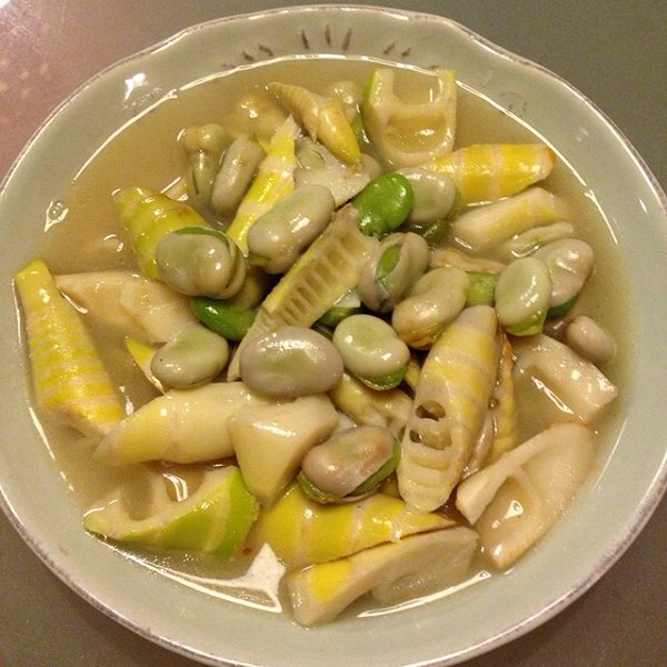 野山笋炒蚕豆芽