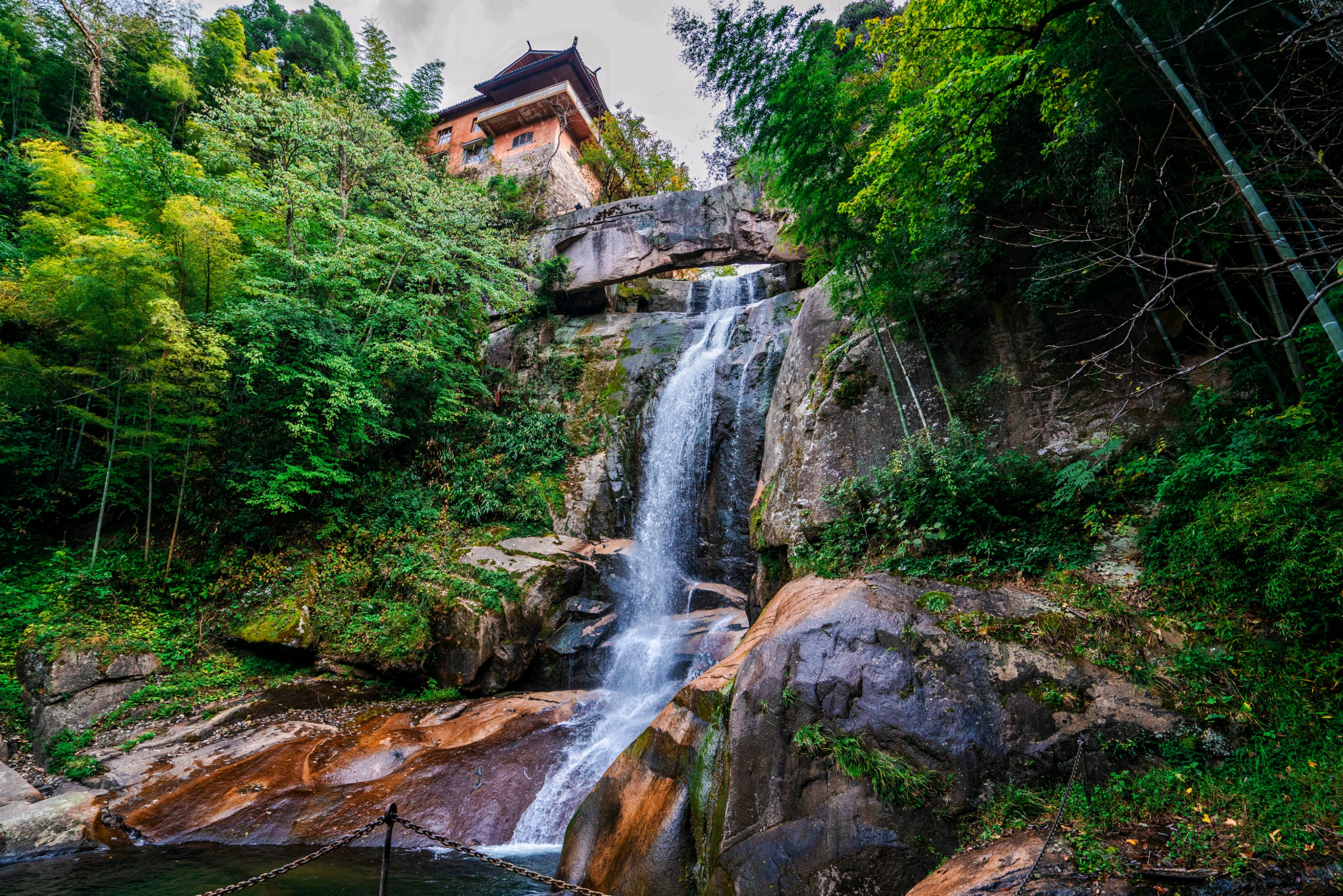  p data-id="gnaq6mqtfl">天台山国家级风景名胜