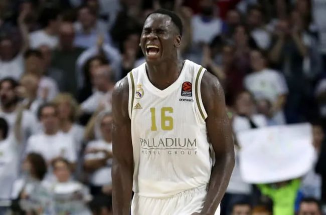 乌斯曼·加鲁巴