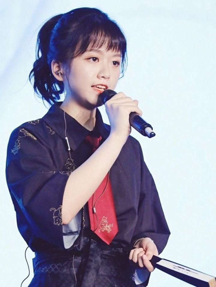  p data-id="tzz0z4nntj2m">司南,出生于2000年5月7日,中国内地女歌手